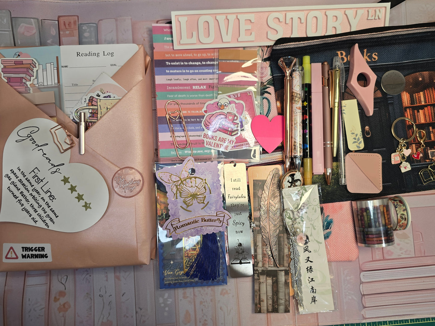 The Booklover’s Luxe Mystery Bundle